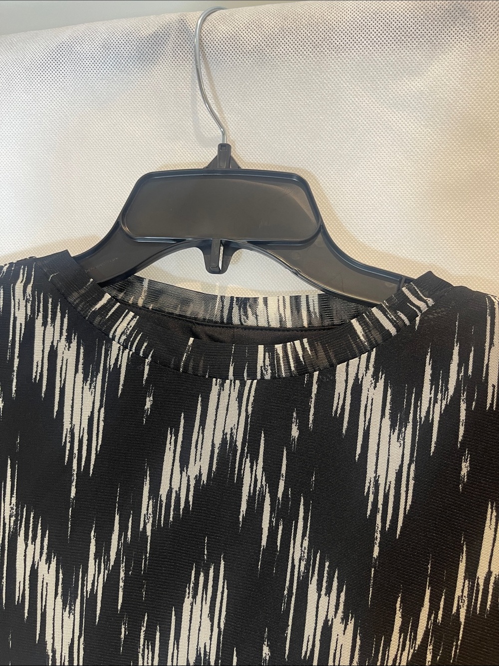 NINE WEST = Size 8 , Black & White Zigzag Maxi Dress - Women's Long Sleeve - Picture 7 of 12